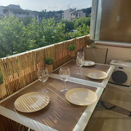 Mimi&cosy, En Bord De A *